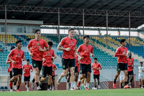 Persebaya Vs Borneo FC: Tuan Rumah Keropos di Belakang - JPNN.COM