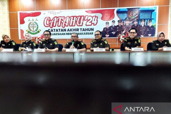 Kejari Makassar Klaim Selamatkan Rp 319 Miliar Uang Negara Selama 2024 - JPNN.COM