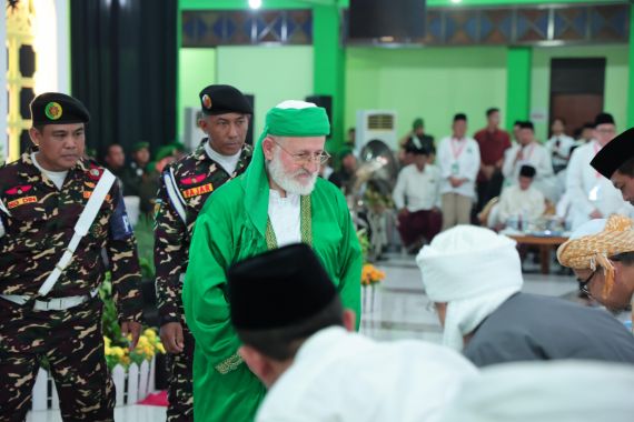 Inilah Sosok di Balik Kehadiran Shaykh Fadhil Al Jailani di Kongres XIII Jatman - JPNN.COM