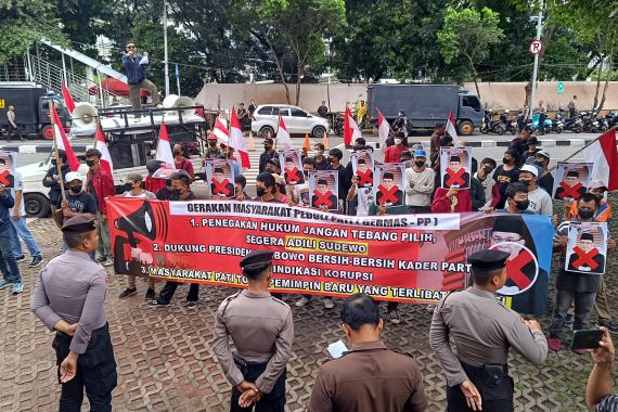 Germas PP Minta KPK Proses Bupati di Jateng Ini - JPNN.COM