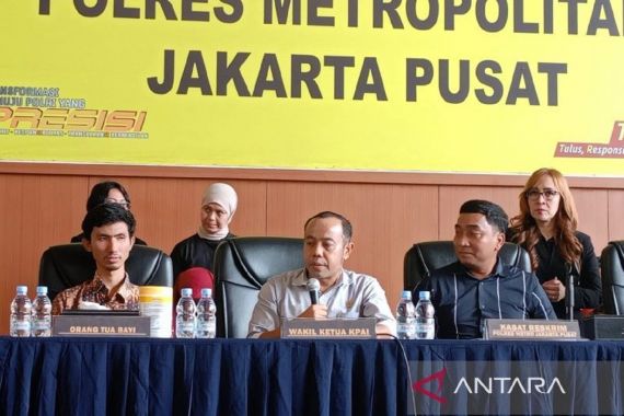 Tak Puas, Ortu Bayi yang Diduga Tertukar Ingin Tes DNA Mandiri - JPNN.COM