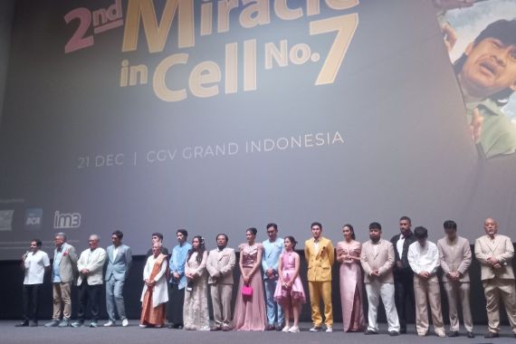 Nonton Film 2nd Miracle in Cell No. 7, Denny Sumargo Menangis - JPNN.COM