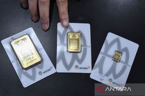 Harga Emas Antam Hari Ini Naik, Jadi Sebegini Per Gram - JPNN.COM