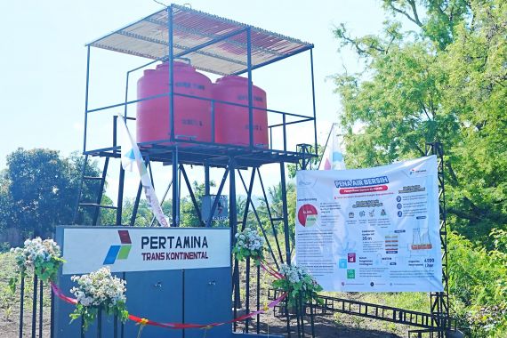 PT Pertamina Trans Kontinental Sediakan Sarana Air Bersih di Maumere - JPNN.COM