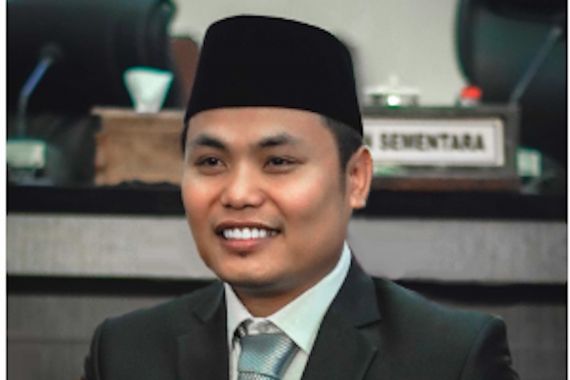 Anggota DPRD Didin Sirojudin Minta KNPI Karawang Kedepankan Gagasan - JPNN.COM