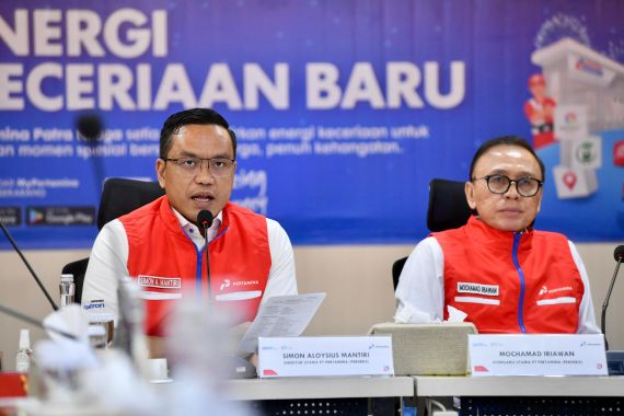 Jelang Pergantian Tahun, Komut dan Dirut Pertamina Kunjungi Integrated Terminal Jakarta - JPNN.COM