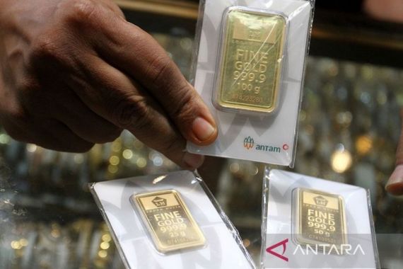 Harga Emas Antam Selasa 31 Desember Turun, Jadi Sebegini Per Gram - JPNN.COM