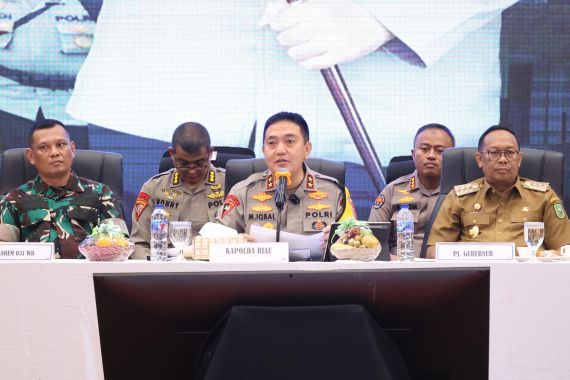 Catatan 2024: Angka Kejahatan di Riau Turun, Investasi Meningkat - JPNN.COM