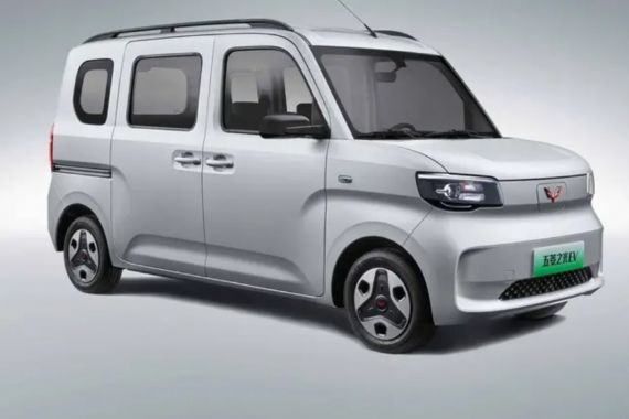 Wuling Zhiguang EV Menawarkan Aksesibilitas Lewat Pintu Geser - JPNN.COM