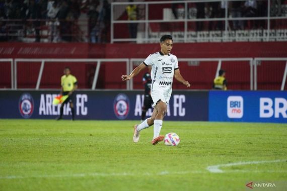 Gelandang Muda Rayhan Hannan Bertahan di Persija Jakarta Sampai Akhir Musim Depan - JPNN.COM