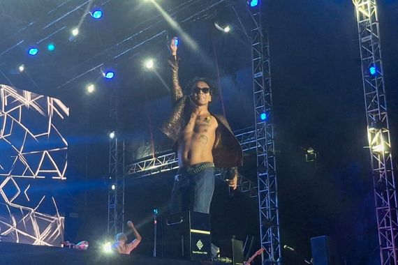 Konser Slank Ke-41 Tahun Digelar, Kaka Minta Penonton Tertib - JPNN.COM