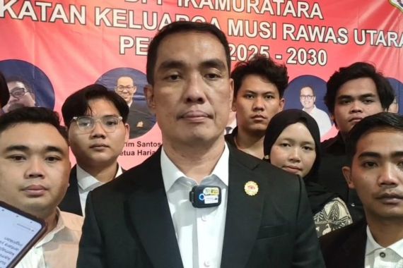 Resmi Dilantik jadi Ketua IKA Muratara, Fauzi Amro Ungkap Program Mudik Gratis - JPNN.COM