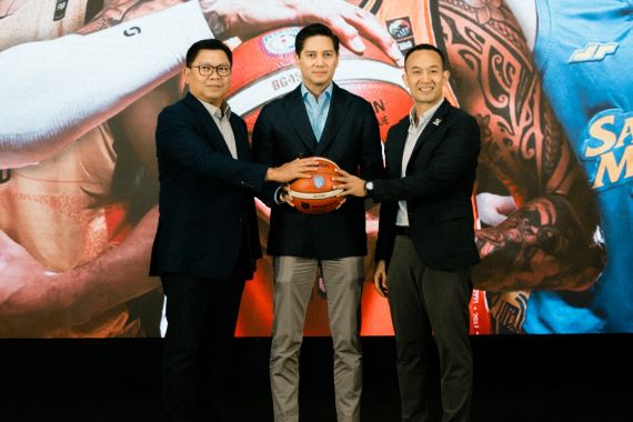 Bank Mandiri Resmi jadi Mitra Utama IBL 2025, Siap Memajukan Basket Nasional - JPNN.COM