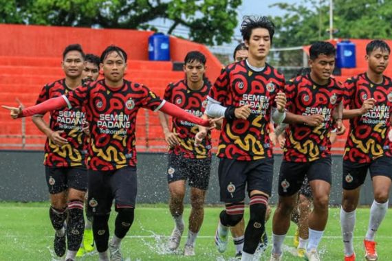 Bursa Transfer Liga 1: Semen Padang Mengerikan - JPNN.COM