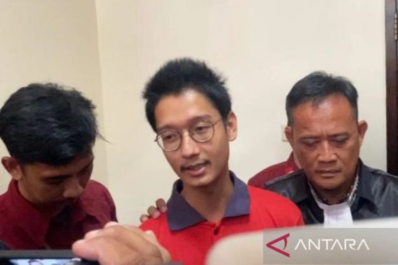 KDRT Terhadap Cut Intan Nabila, Armor Toreador Divonis 4,5 Tahun Penjara - JPNN.COM