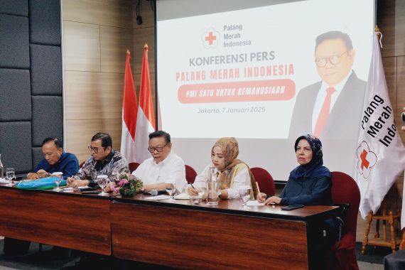 Agung Laksono Kritik Proses Pemilihan Ketum PMI - JPNN.COM