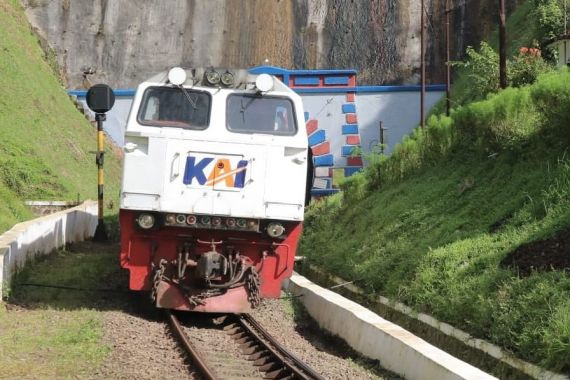 Jadwal Keberangkatan Kereta Api Stasiun Bandung Berubah, Ini Daftarnya - JPNN.COM