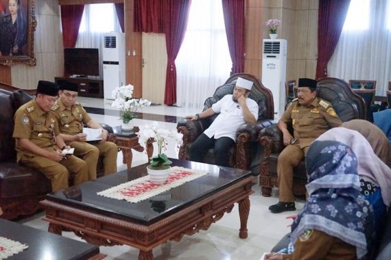 Demi Pemerataan Tenaga Pengajar, Pemprov Bengkulu Menyiapkan Skema Relokasi Guru PPPK Demi Pemerataan Tenaga Pengajar, Pemprov Bengkulu Menyiapkan Skema Relokasi Guru PPPK - JPNN.COM