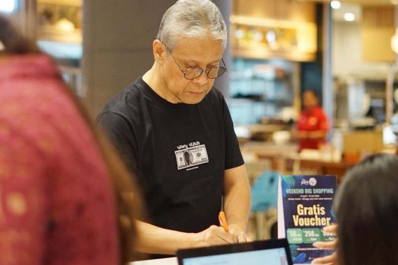 Weekend Big Shopping Tawarkan Voucher Gratis Tanpa Batas Weekend Big Shopping Tawarkan Voucher Gratis Tanpa Batas - JPNN.COM