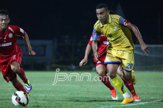 Rizky Pora Kaget Dikaitkan dengan Persib Bandung - JPNN.COM