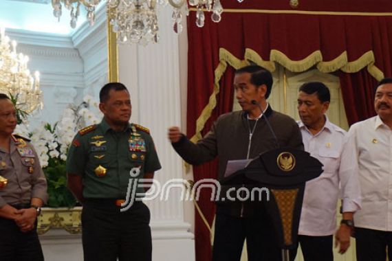 Jokowi: Kalau Sampai Ada Penyelewengan, Tahu Sendiri! - JPNN.COM