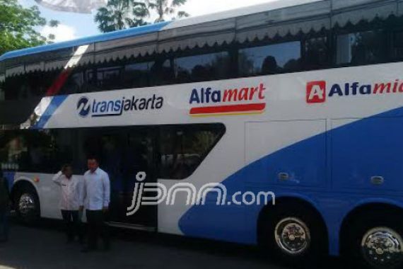 Libur Akhir Tahun, Transjakarta Perpanjang Layanan Bus Wisata  - JPNN.COM
