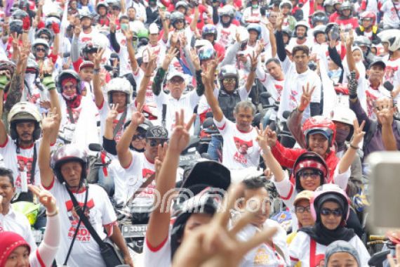 Rayakan Tahun Baru dengan Konvoi Bahagia - JPNN.COM