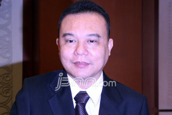 Dasco: Temuan e-KTP di Pondok Kopi Mengkhawatirkan - JPNN.COM