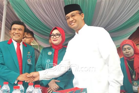 Cagub DKI Ini Hadiri Tasyakuran Partai Idaman - JPNN.COM