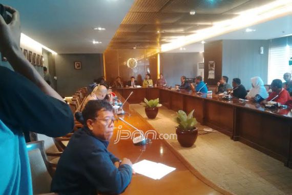 Warga Rembang Pro-Pabrik Semen Mengadu ke Ketua DPR - JPNN.COM
