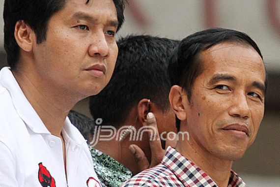 Ara Yakini Rakyat Lebih Percaya Jokowi ketimbang Mbah Amien - JPNN.COM