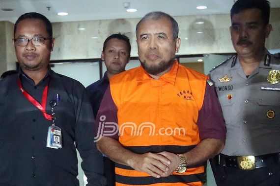 Eks Ketua KY Sebut Patrialis Akbar Pengkhianat - JPNN.COM
