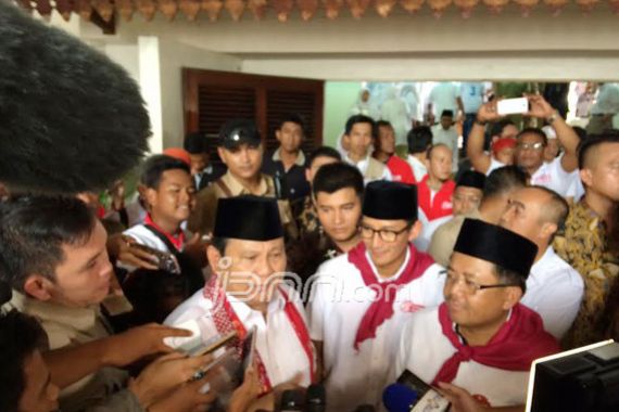 Cerita Prabowo tentang 100 Ribu Relawan Anies-Sandi - JPNN.COM