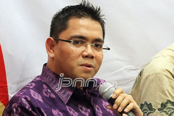 Masyarakat Penutur Bahasa Sunda Minta DPP PDIP Copot Arteria Dahlan dari DPR - JPNN.COM
