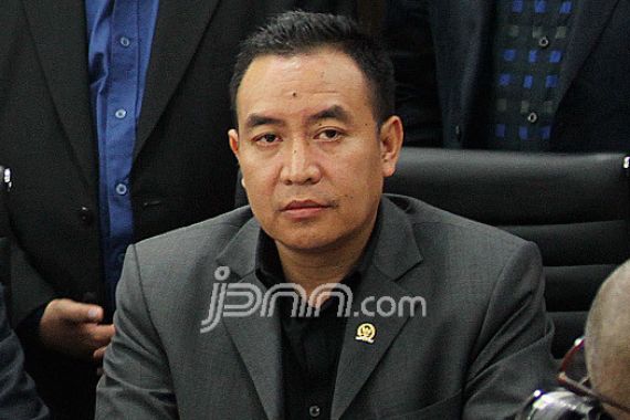 Didik Mukrianto Desak Presiden Jokowi Bentuk Tim Investigasi - JPNN.COM