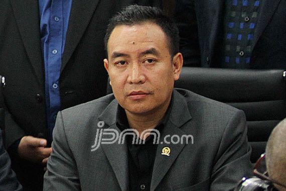 Corona Tak Terkendali, Didik Demokrat Maklumi Rencana Yasonna Obral Asimilasi Napi - JPNN.COM