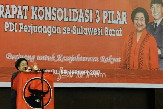 Bu Mega Gembleng Kader PDIP Sulbar demi ABM-Enny - JPNN.COM