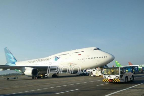 Garuda Indonesia Pantau Proses Evakuasi Pesawat - JPNN.COM