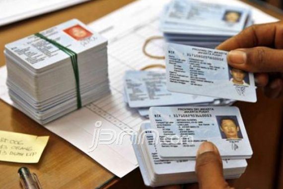 Ingat! E-KTP Palsu Dari Kamboja Tak Bisa Digunakan - JPNN.COM