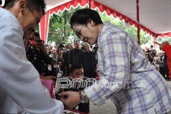 Megawati Pilih Mencoblos di Kebagusan Lagi - JPNN.COM
