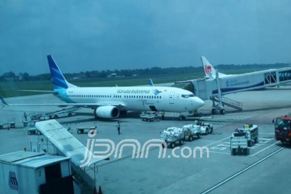 Sempat Delay Berjam-jam, Garuda Indonesia Minta Maaf - JPNN.COM