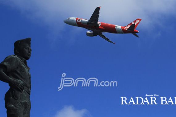 AirAsia Anjlok di Udara, Teriakan Kru Bikin Penumpang Panik - JPNN.COM