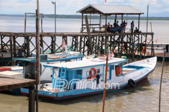 Lhoo, Kapal Siluman Asal Malaysia Bebas Masuk Indonesia - JPNN.COM