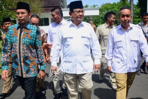 TGB Dukung Jokowi, Warga NTB Tetap Prabowo - JPNN.COM
