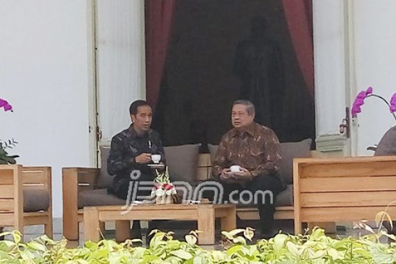Diterima di Istana, SBY Beri Pujian ke Jokowi - JPNN.COM