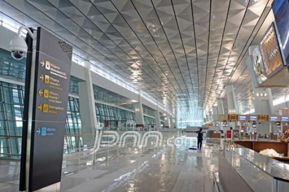 Tahun Lalu, Bandara Soekarno-Hatta Sempat Hanya Melayani 200 Penumpang - JPNN.COM