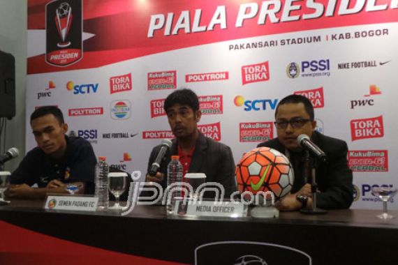 Jelang Lawan Persib, Nilmaizar Kutip Pepatah Minang - JPNN.COM