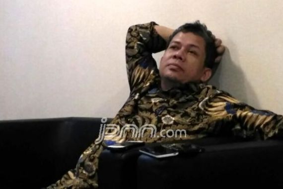 Ini Dugaan Fahri Hamzah soal Sindiran Prabowo ke Jokowi - JPNN.COM