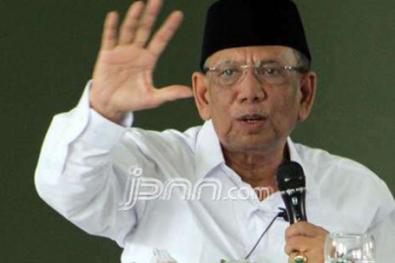 Antara Hasyim Muzadi dan Kitab Al Hikam - JPNN.COM