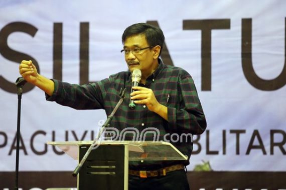 Djarot Merasa Kehilangan Sosok Kiai Santun - JPNN.COM